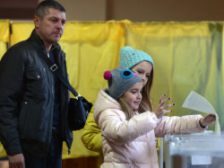 Parlamentary voting in Kiev on october 26,2014Photo Viktor Drachev